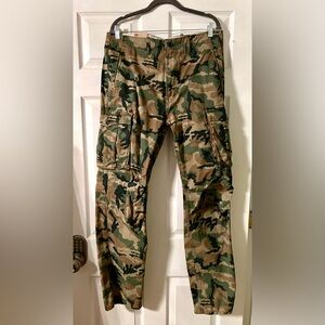 Camouflage Cargo Pants Levis Mens size 34